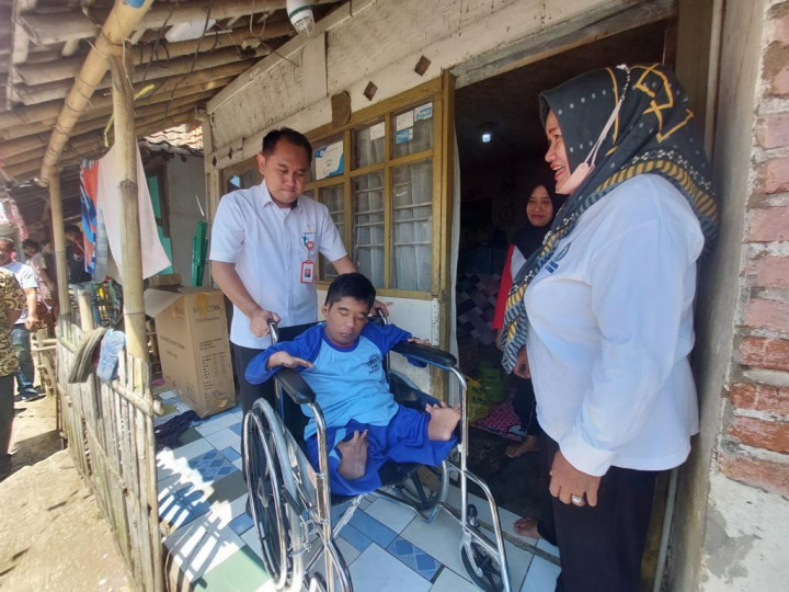 Sentra Abiyoso Salurkan Bantuan Rp141 Juta kepada 88 Penyandang Disabilitas di Kabupaten Bandung