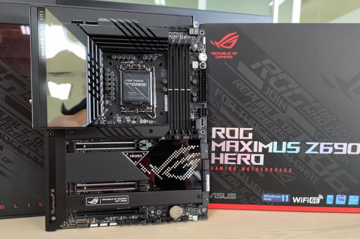 Asus Tarik 10.000 Motherboard Z690 Hero