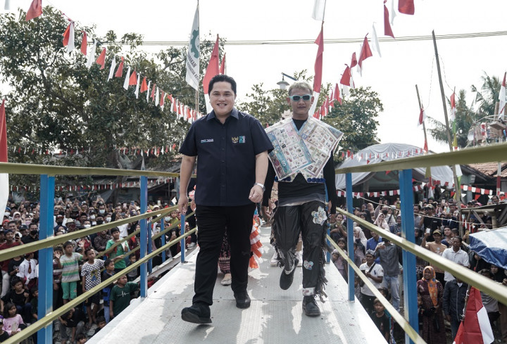 Tingkatkan Aktivitas Perekomian Warga, Erick Thohir Resmikan Jembatan Ki Marpu Tangerang