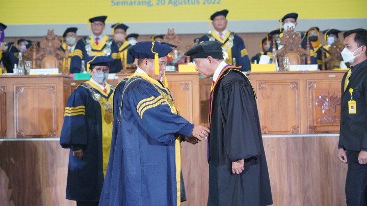 Unnes Anugerahkan Zainudin Amali Profesor Kehormatan Bidang Ilmu Kebijakan Olahraga