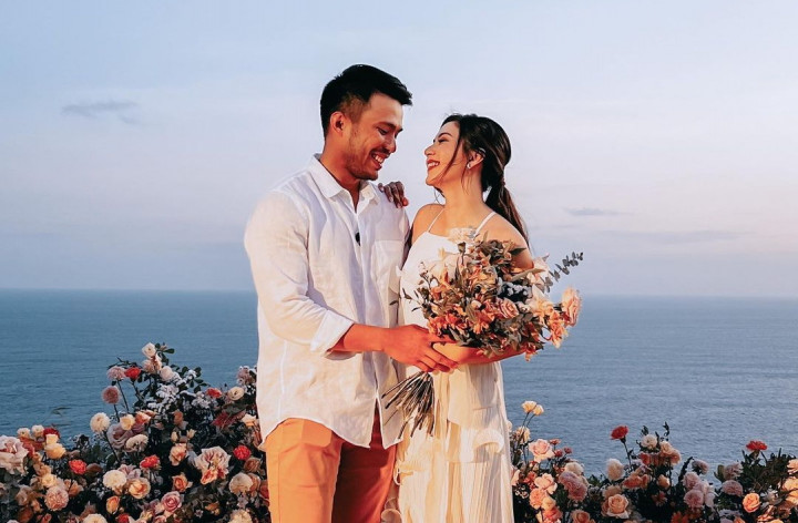 Momen Haru Jessica Mila Dilamar Yakup Hasibuan di Bali