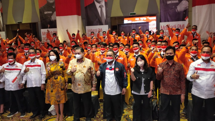 BP2MI dan Airlangga Hartarto Lepas Keberangkatan 542 Pekerja Migran ke Korsel