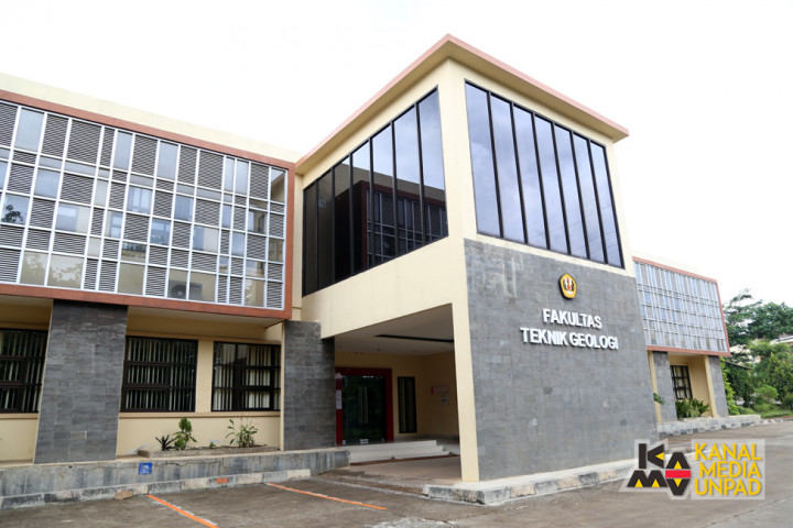Selamat! Magister Teknik Geologi Unpad Raih Akreditasi Unggul dari LAM Teknik