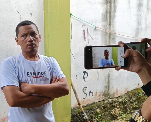 KPK Pulang dengan Tangan Kosong dari Rumah Keluarga Tersangka Suap Unila