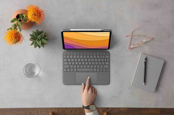 Logitech Rilis Aksesori Casing dan Stylus untuk iPad