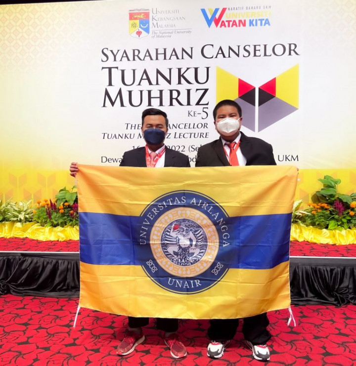 Cerita 2 Mahasiswa Unair Ikut Konferensi Internasional Hingga Kibarkan Merah Putih di Pusat Pemerintahan Malaysia