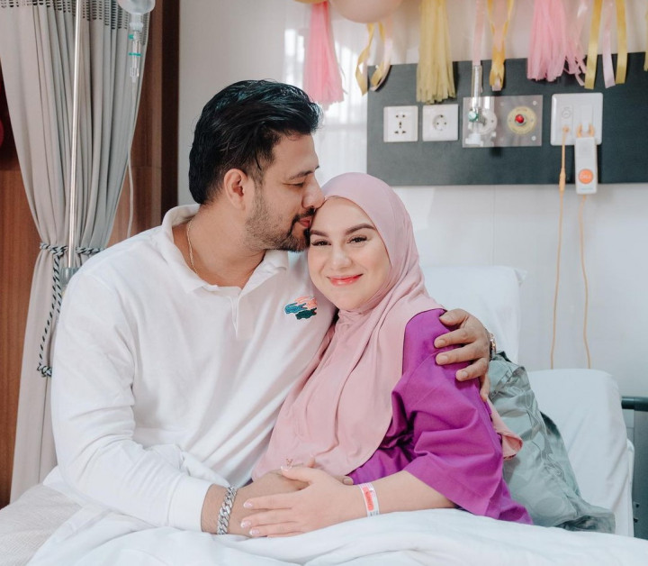 Tak Pakai Angka, Ini Makna Nama Anak Kedua Irish Bella dan Ammar Zoni