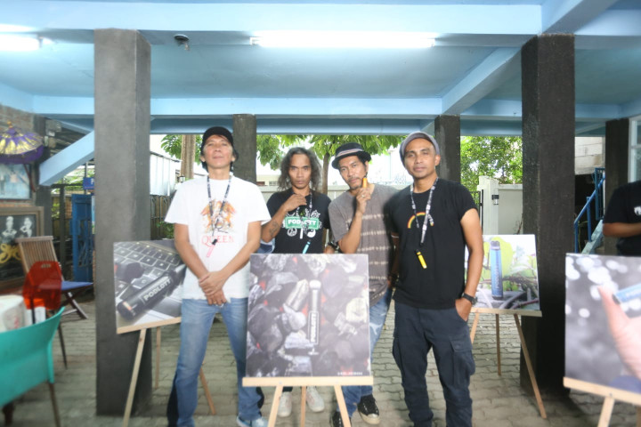 Bimbim Bangga Produk Vape Slank Dapat Respons Positif di London