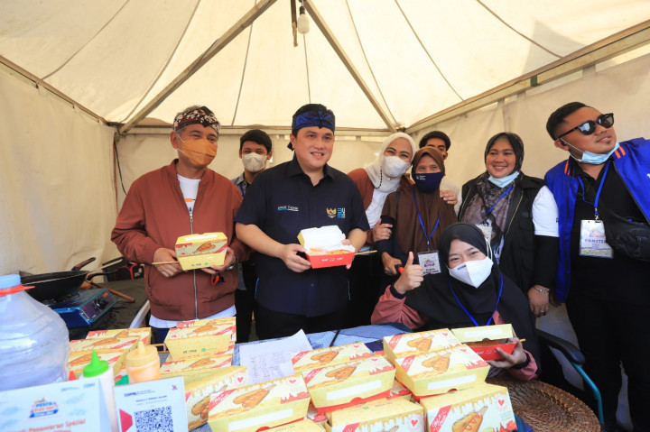 BRI Gelar Pesta Rakyat Simpedes di Galuh Mas Karawang, Komitmen Edukasi UMKM di 379 Kota BRI Gelar Pesta Rakyat Simpedes di Galuh Mas Karawang, Komitmen Edukasi UMKM di 379 Kota