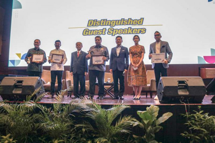 3 Menteri Beri Wejangan untuk Mahasiswa Baru di UPH Festival