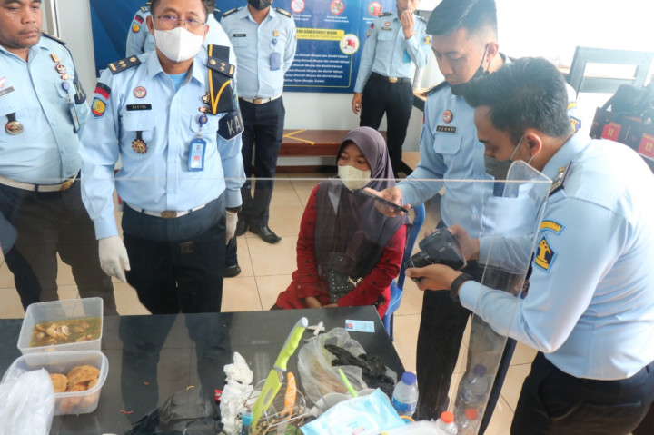Pengunjung Lapas Madiun Selundupkan Sabu Melalui Soto Ayam