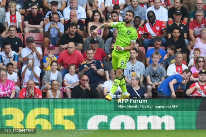 Bruno Fernandes Bantu Manchester United Bekuk Southampton