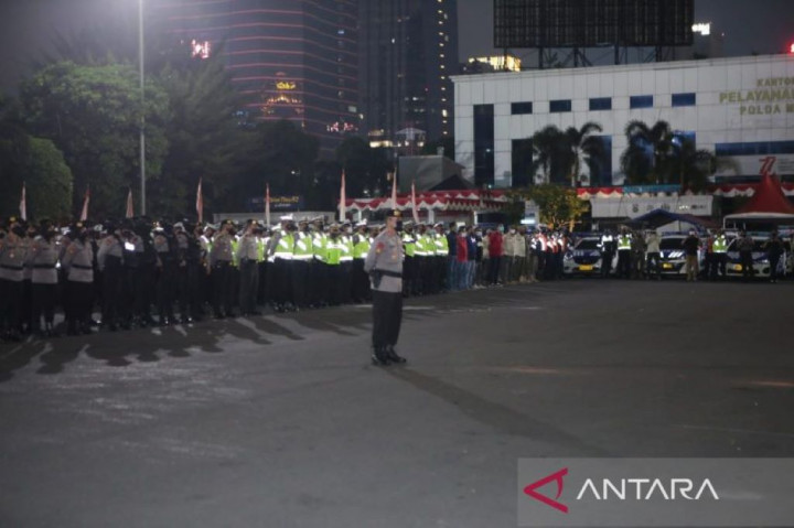 Polda Metro Jaya Gelar Patroli Malam Libatkan 595 Personel