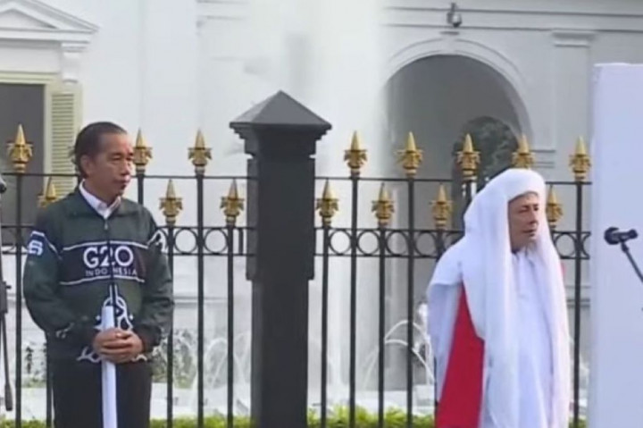 Presiden Jokowi Lepas Kirab Merah Putih dari Depan Istana Merdeka