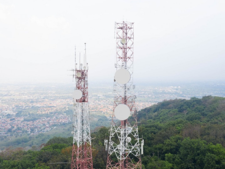 Kominfo Buka Seleksi Penggunaan Pita Frekuensi Radio 2,1GHz