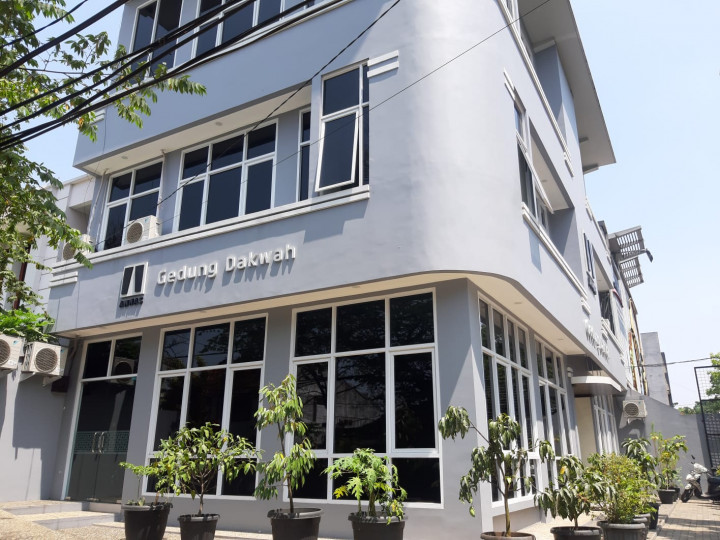 Wali Kota Bandung Dituding Intoleran Usai Resmikan Gedung Anti-Syiah