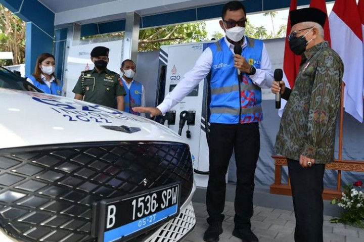 Pastikan Kesiapan KTT G20, Wapres Tinjau SPKLU di Nusa Dua