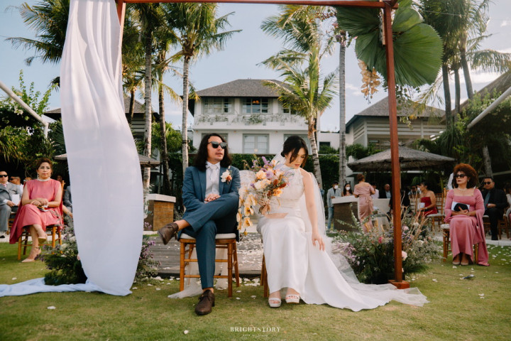 Cerita di Balik Foto Pernikahan Marcello Tahitoe dan Cindy Maria oleh The Bright Story