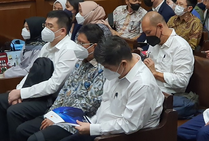 Korupsi Izin Ekspor CPO, Eks Dirjen Perdagangan Pesta <i>Wine</i> di Kantor Kemendag