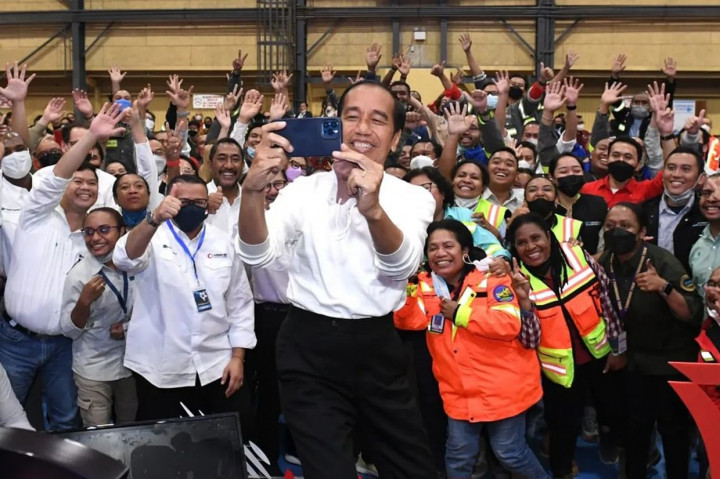 Potret Jokowi Bersilaturahmi dengan Karyawan PT Freeport Indonesia