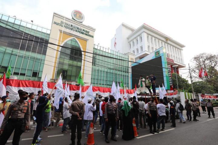 Suharso Didemo Lagi, Dituntut Mundur dari Ketum PPP