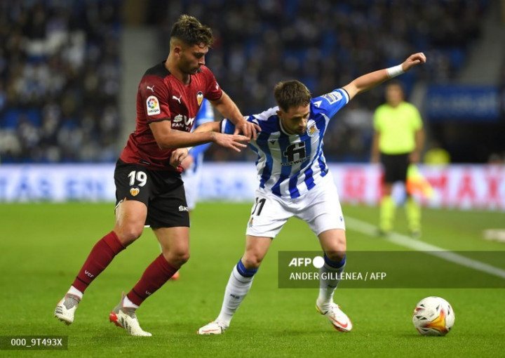 Resmi, Adnan Januzaj ke Sevilla dengan Status Bebas Transfer