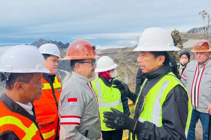 Presiden Tiba di Tambang Grasberg