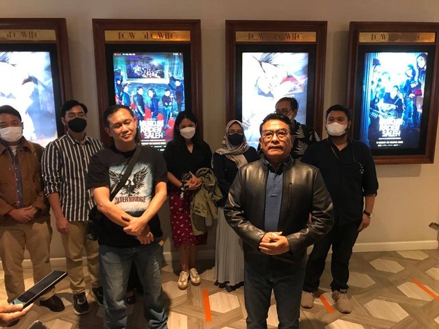 Nonton Film Sayap-sayap Patah, Moeldoko Terharu Teringat Pengorbanan Istri