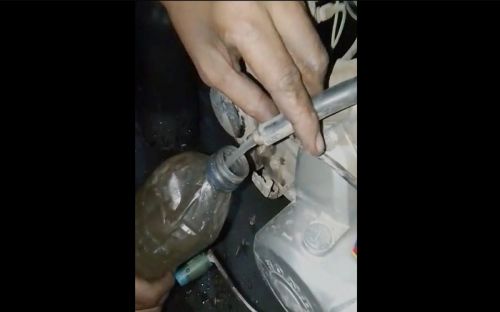 SPBU di Banyuwangi Diduga Campur BBM dengan Air, Puluhan Kendaraan Mogok