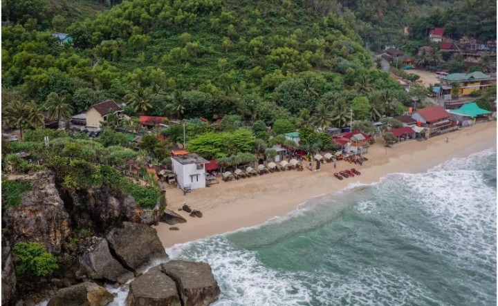 Aktivitas Susur Pantai Perawan jadi Andalan Desa Wisata Tepus