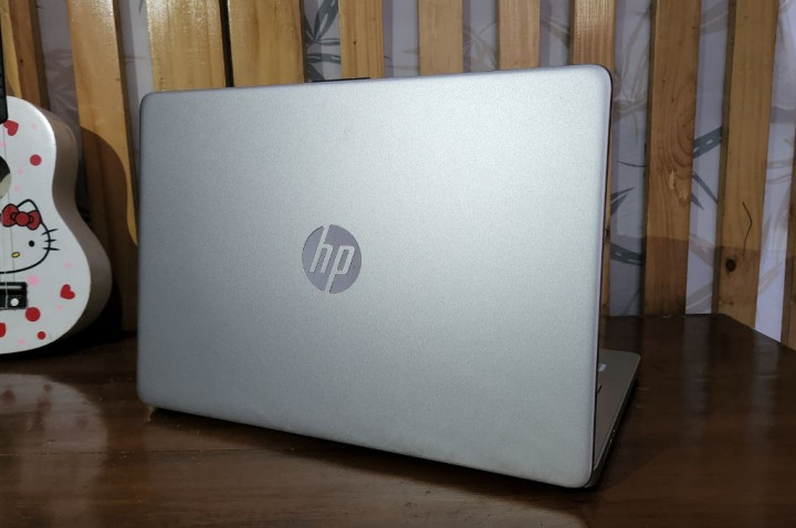 HP 14s Ryzen 7 5700U, Besar Bertenaga