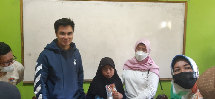 Bocah Viral Karena Kutu Rambut Dihadiahi Sepeda oleh Baim Wong