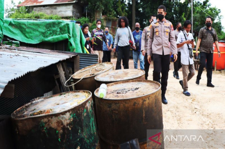 17 Ton BBM Diduga Ilegal Ditemukan di Samarinda
