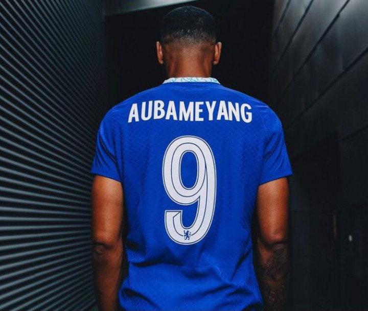 Aubameyang Pilih Nomor 'Terkutuk' di Chelsea, Pertanda Bakal Melempem?