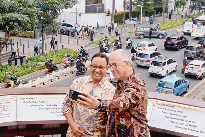 Anies Ajak Wali Kota Rotterdam ke Kota Tua hingga JPO Phinisi