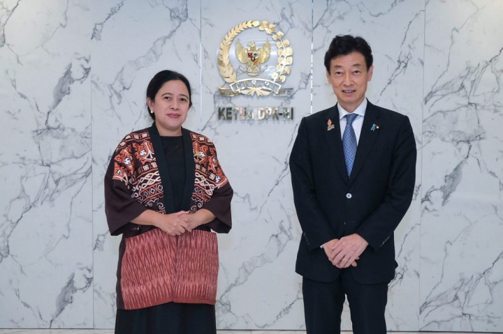 Bertemu Menteri Ekonomi Jepang, Puan Tekankan Investasi hingga Kerja Sama Teknologi
