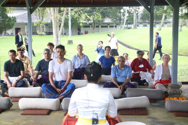 Delegasi EdWG G20 Turut Merasakan Budaya dan Tradisi Masyarakat Hindu Bali