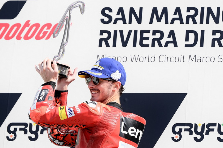 Foto Terpopuler: Bagnaia Tercepat di MotoGP San Marino hingga Verstappen Juara F1 GP Belanda