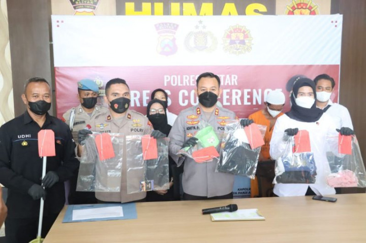 Polres Blitar Tahan Pasutri Penganiaya Balita 3 Tahun