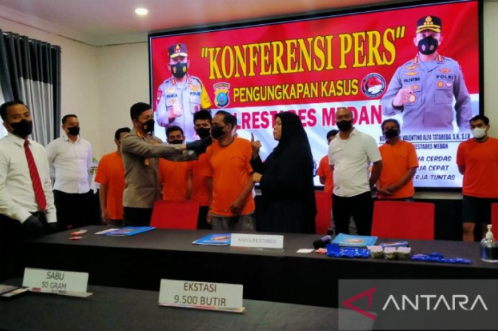 Polrestabes Medan Gagalkan Peredaran 9.500 Pil Sabu Narkotika Jenis Baru Asal Malaysia
