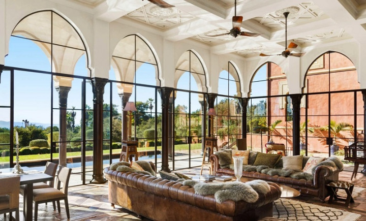 Populer Properti: Rumah Manager Justin Beiber yang Mewah hingga Perbaikan Hunian di Jabar