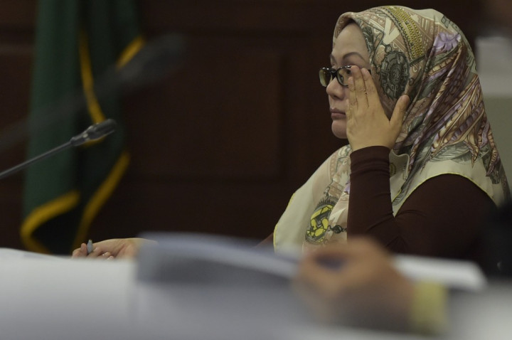 Eks Gubernur Banten Ratu Atut Bebas Bersyarat