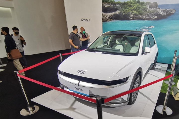 Viral Cat Hyundai Ioniq 5 Mengelupas Ditempel Lakban, Kok Bisa?