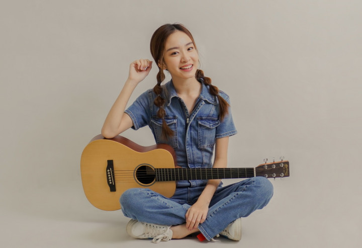 Phoebe Paris Disokong Dua Personel ME di Lagu 