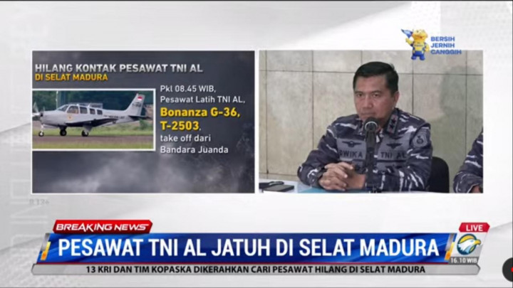 Pesawat Latih TNI AL Jatuh dan Tenggelam di Perairan Selat Madura