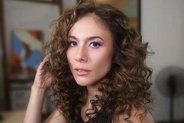 Melaney Ricardo Keceplosan, Wulan Guritno Panik