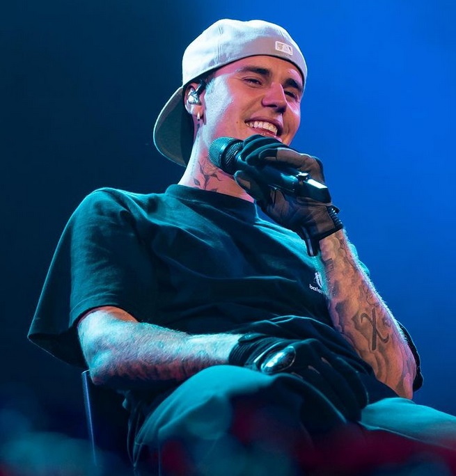 Justin Beiber tunda konser karena alasan kesehatan(@justinbieber) 