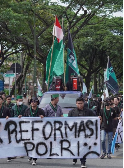 HMI Kalsel Desak Presiden Reformasi Institusi Polri