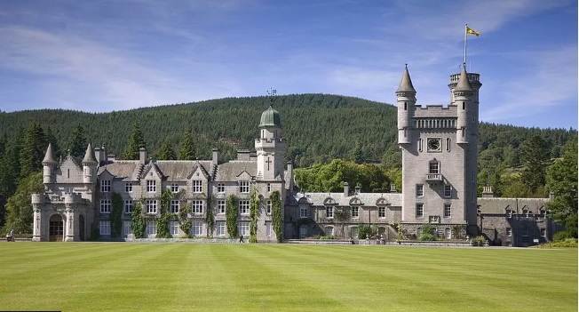 Istana Balmoral (Foto: BBC)