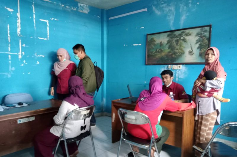 Ilustrasi: Aktivitas layanan di Sekretariat Sistem Layanan Rujukan Terpadu (SLRT) Dinas Sosial Kota Mataram, Provinsi Nusa Tenggara Barat, Kamis (11/8-2022) (Foto: ANTARA/Nirkomala)